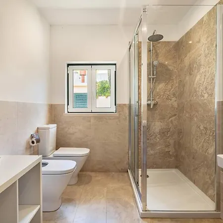 Seaview Oasis: 4br, Pool, Tennis * אלקבידצ'ה
